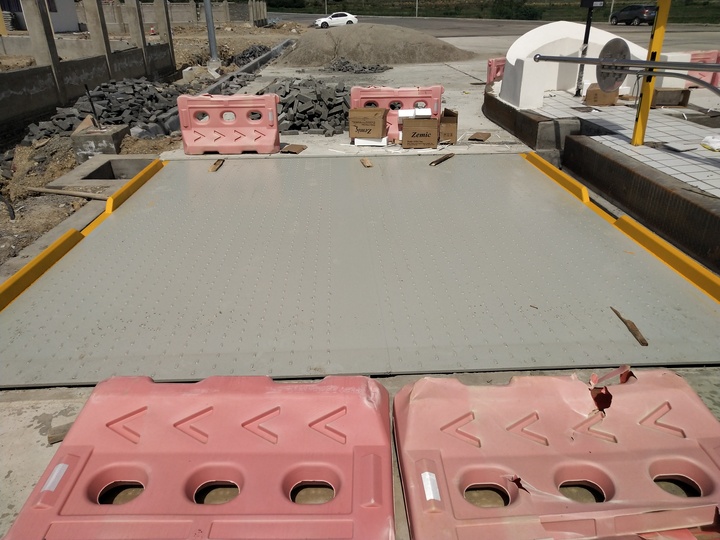 1589421567341245.jpg 稱臺安裝完畢.jpg